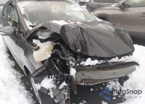 2018 Ford Fiesta Se z USA, uszkodzony, nr VIN 3FADP4BJ5JM124084